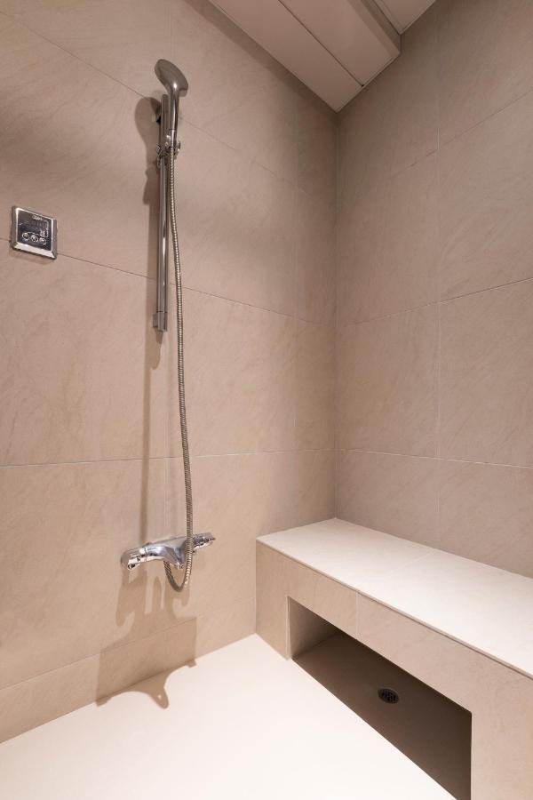 Hotel Hisoca Ikebukuro Токио Экстерьер фото